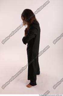 11 2019 01 JAKUB PRAYING POSE